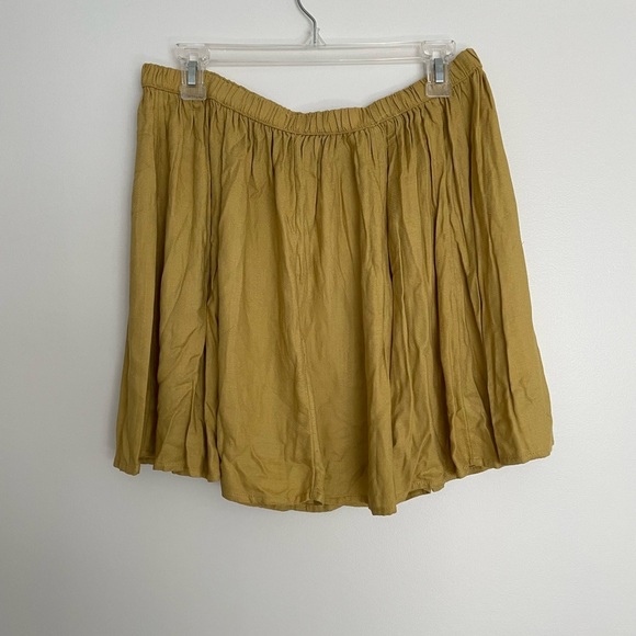 GAP Elastic Skirt - Picture 2 of 3